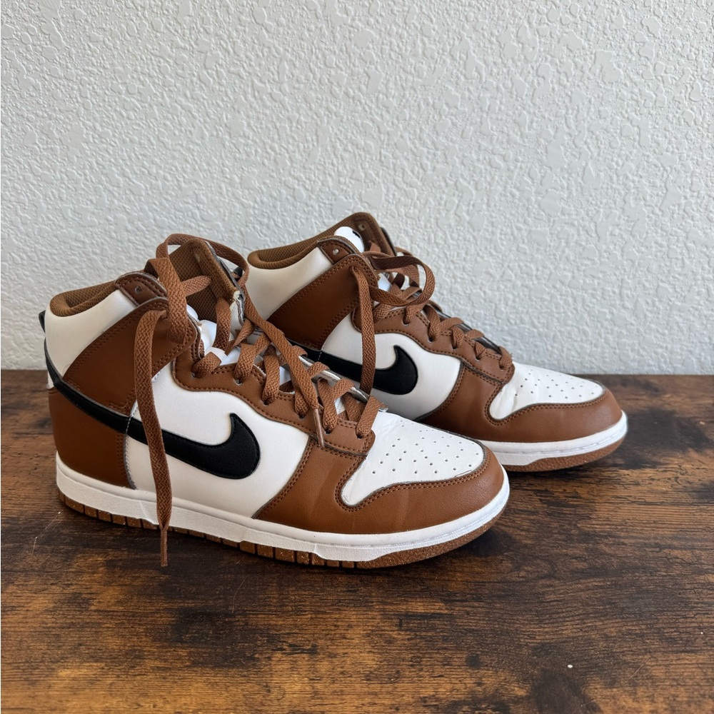 Nike Dunk Brown and White High Top Unisex Sneakers